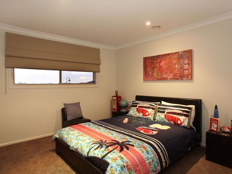 9 Limousin Court, Berwick VIC 3806