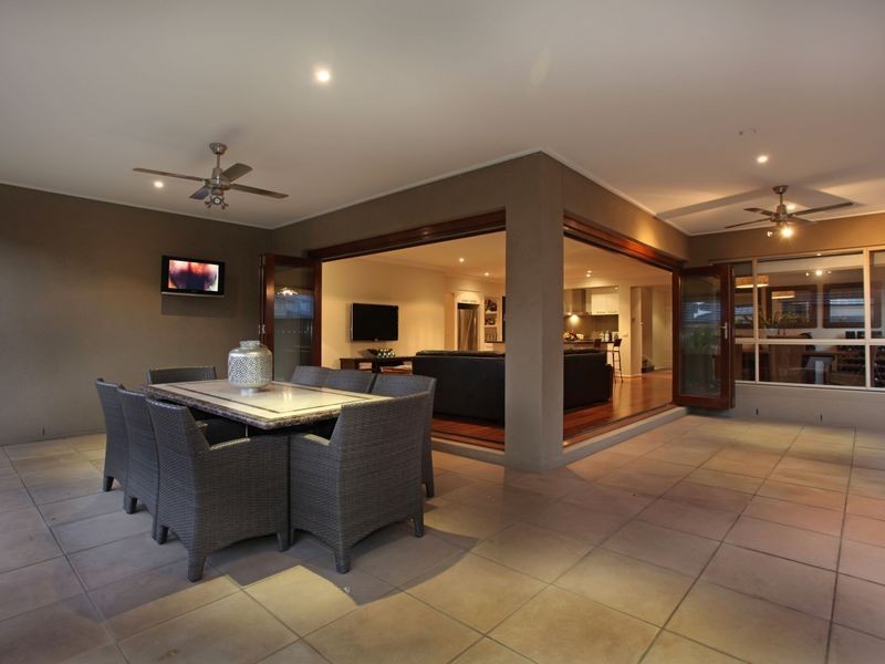 9 Limousin Court, Berwick VIC 3806