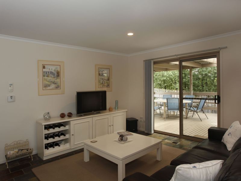 17 Telford Drive, Berwick VIC 3806