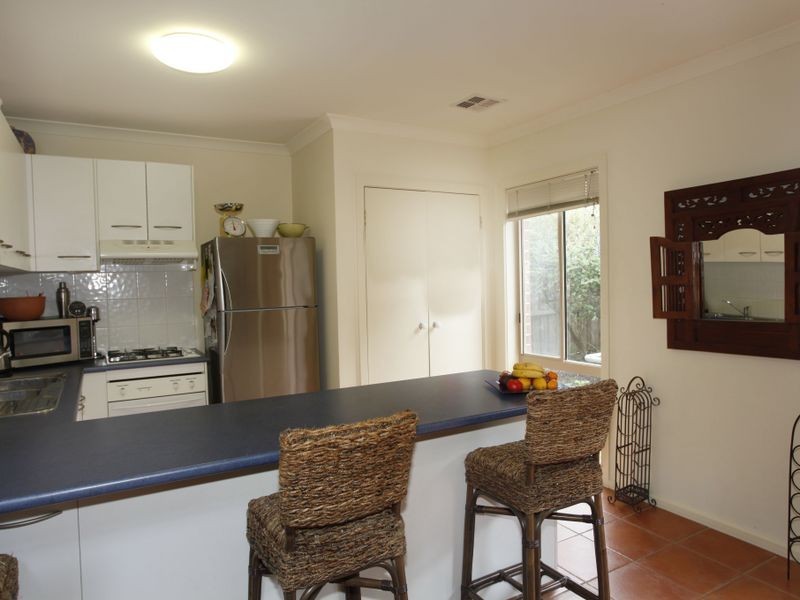 3/2-6 Jerilderie Drive, Berwick VIC 3806