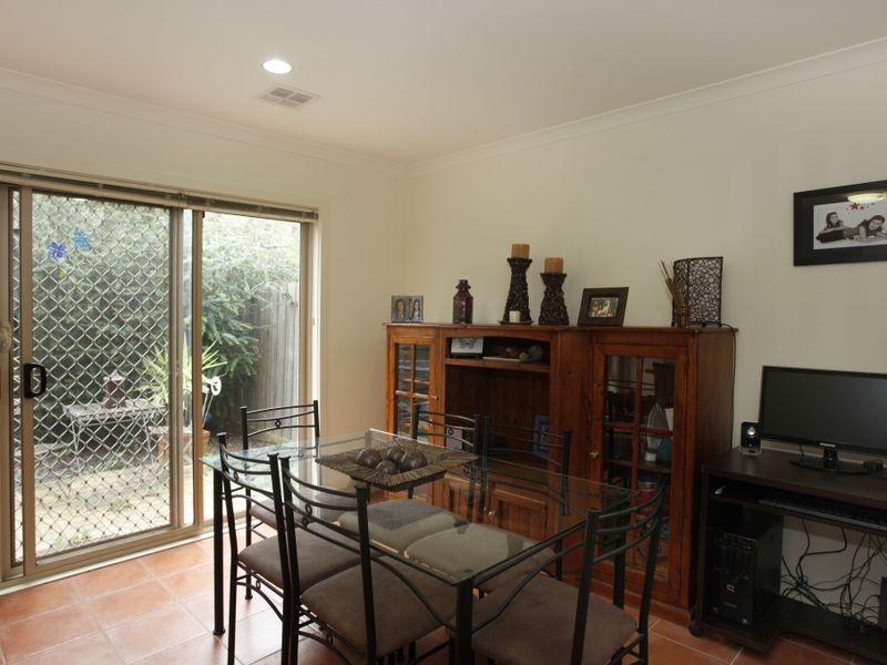 3/2-6 Jerilderie Drive, Berwick VIC 3806