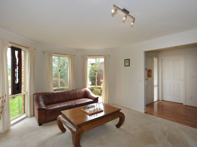 9 Ferncroft Court, Berwick VIC 3806