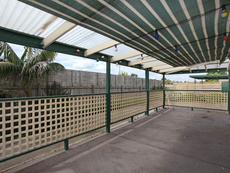 13 Raleigh Drive, Narre Warren South VIC 3805