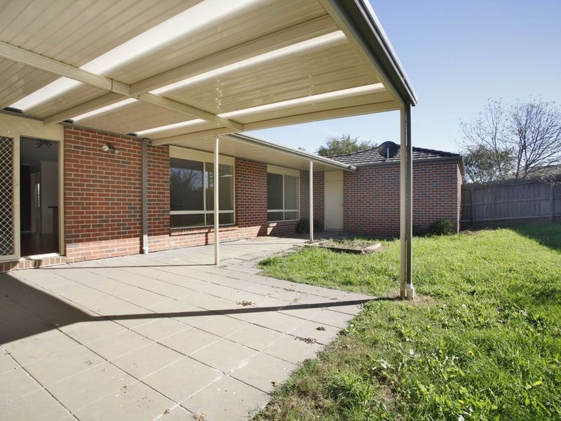 29 Augustus Drive, Berwick VIC 3806