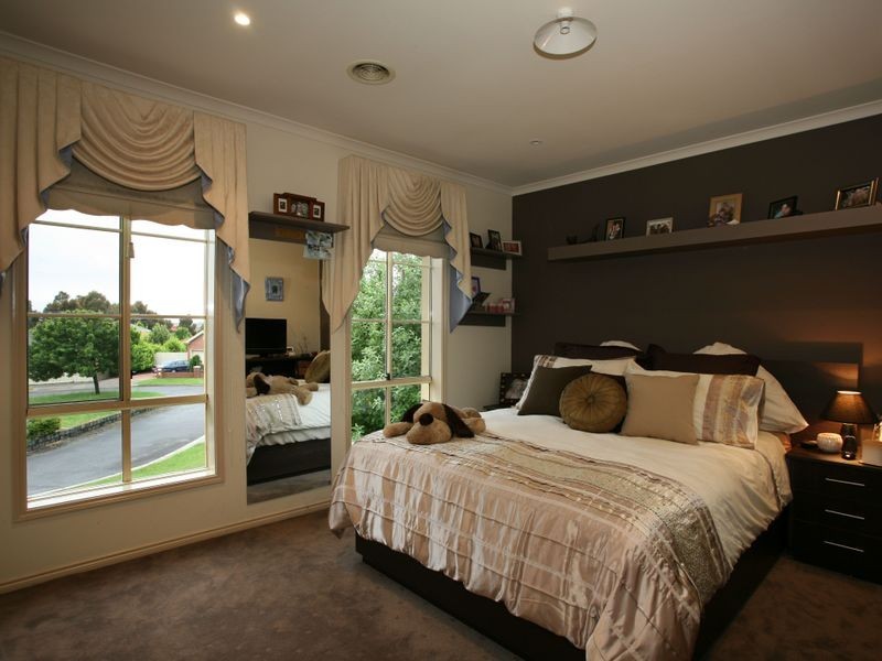 5 Floral Gardens, Narre Warren South VIC 3805