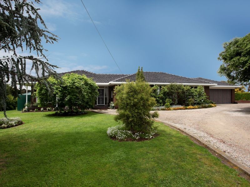 6 Glenwood Road, Narre Warren North VIC 3804