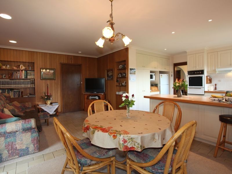 6 Glenwood Road, Narre Warren North VIC 3804