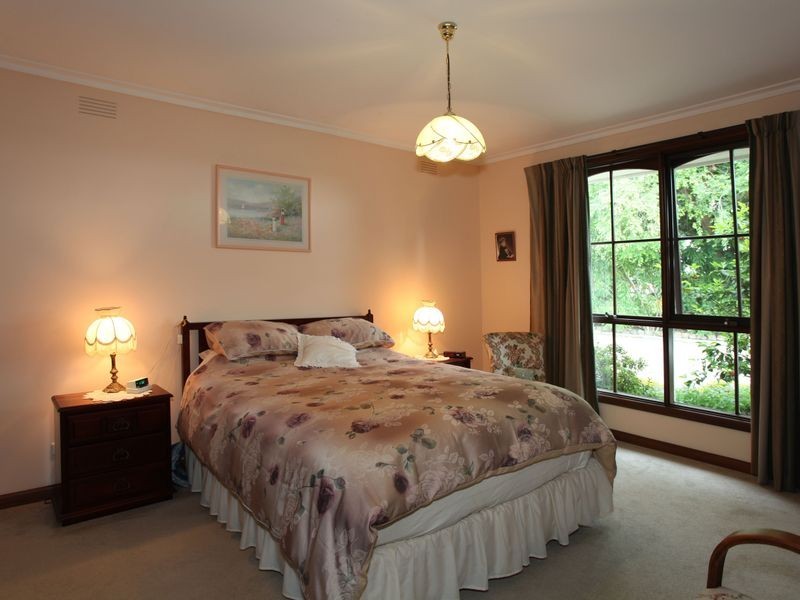 6 Glenwood Road, Narre Warren North VIC 3804