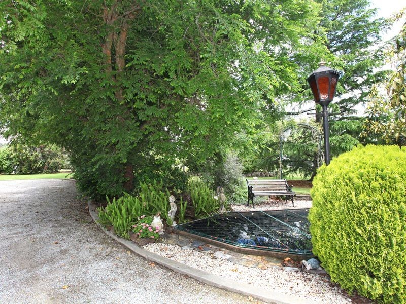 6 Glenwood Road, Narre Warren North VIC 3804