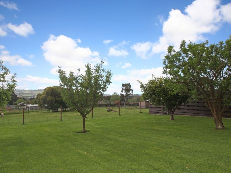 6 Glenwood Road, Narre Warren North VIC 3804