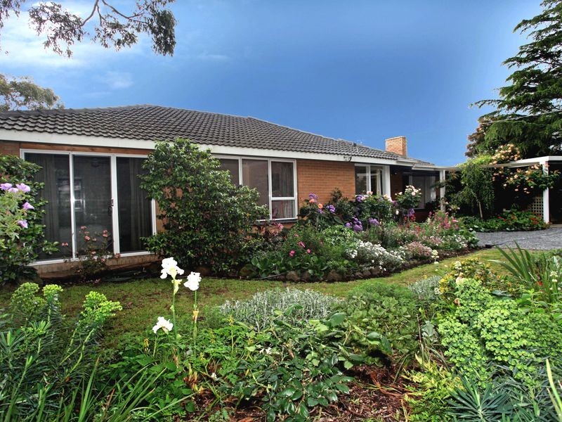 221-229 Belgrave-Hallam Road, Narre Warren North VIC 3804