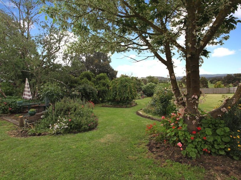 221-229 Belgrave-Hallam Road, Narre Warren North VIC 3804