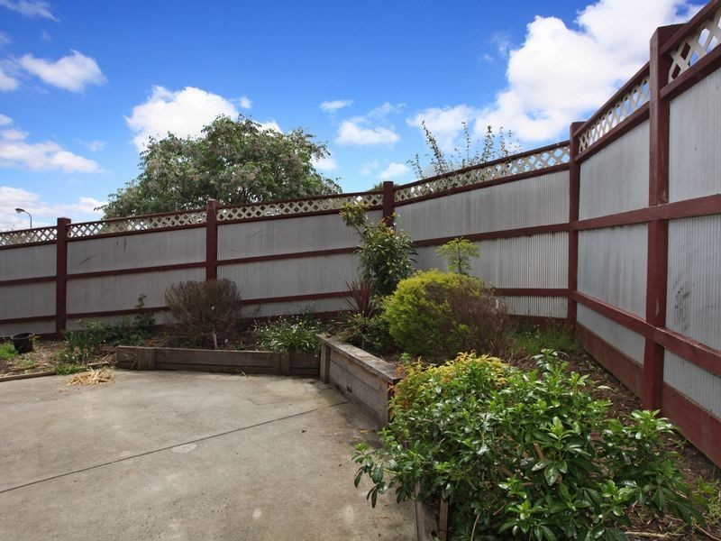 14 Mason Way, Berwick VIC 3806