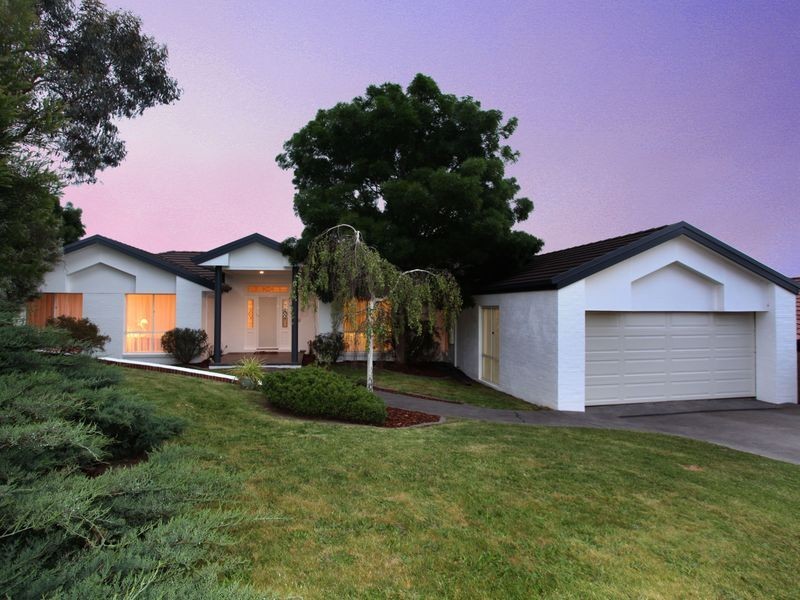 13 Grenville Court, Berwick VIC 3806