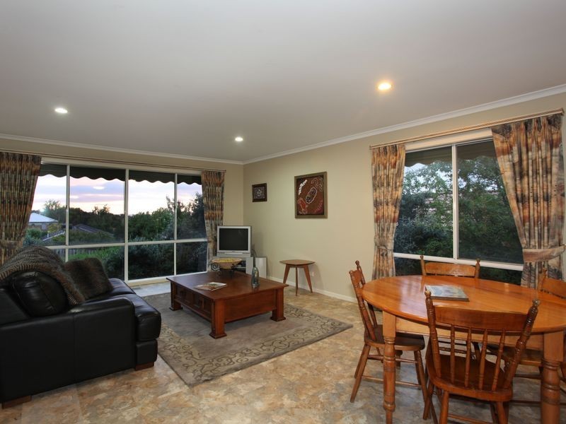 13 Grenville Court, Berwick VIC 3806