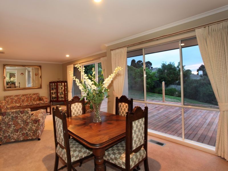 13 Grenville Court, Berwick VIC 3806