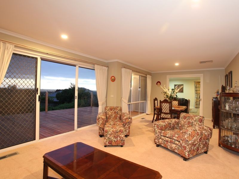 13 Grenville Court, Berwick VIC 3806