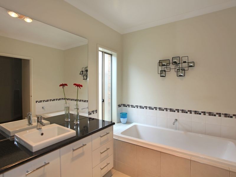 4 Montmorency Avenue, Berwick VIC 3806