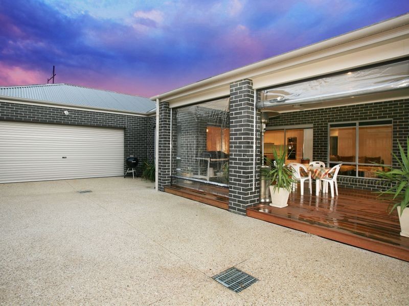 74 Arena Parade, Officer VIC 3809