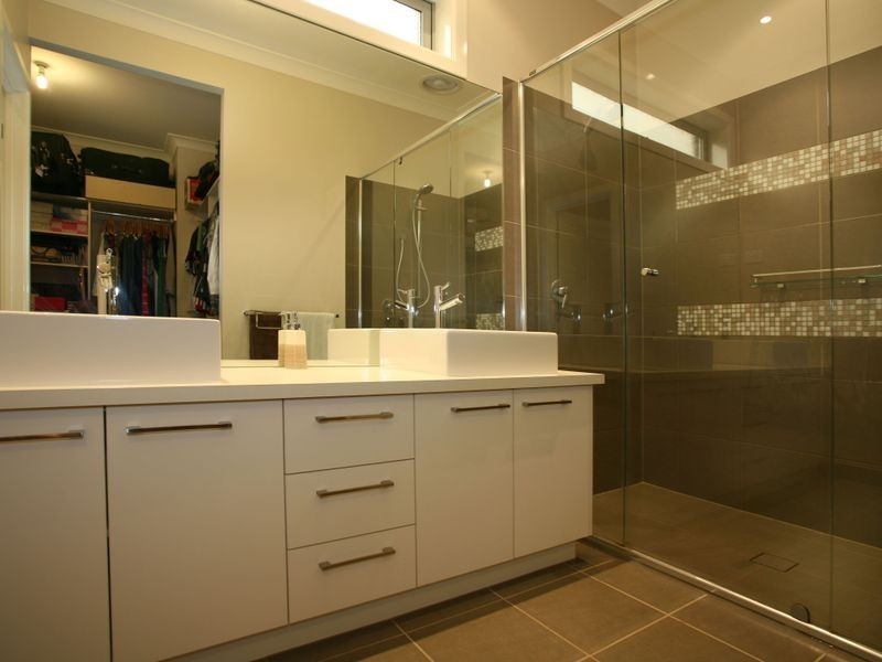 74 Arena Parade, Officer VIC 3809