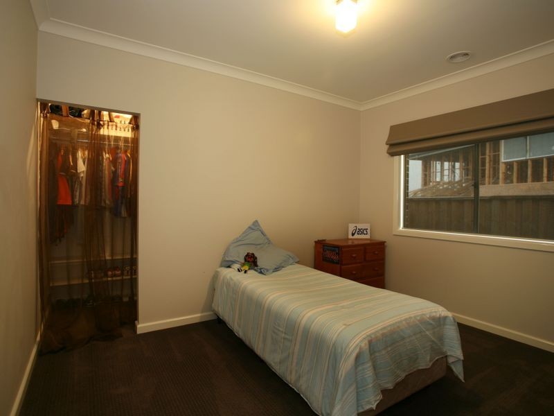 74 Arena Parade, Officer VIC 3809