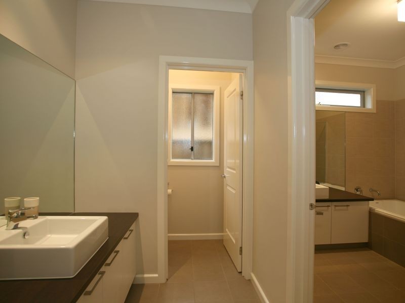 74 Arena Parade, Officer VIC 3809