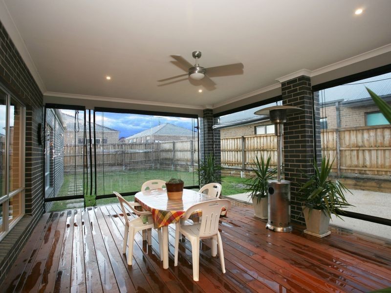 74 Arena Parade, Officer VIC 3809