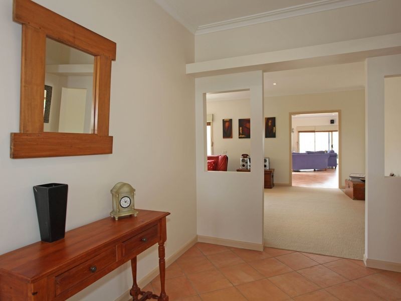 56 Wood Road, Narre Warren South VIC 3805