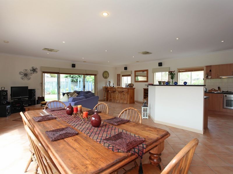 56 Wood Road, Narre Warren South VIC 3805