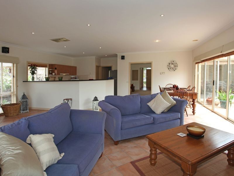 56 Wood Road, Narre Warren South VIC 3805