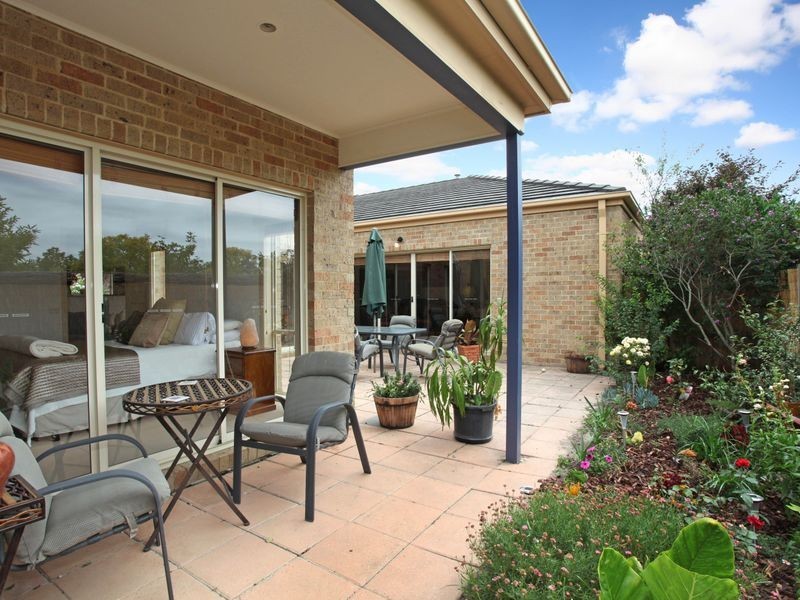 56 Wood Road, Narre Warren South VIC 3805