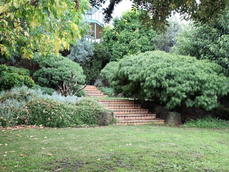 31 Kramer Drive, Berwick VIC 3806