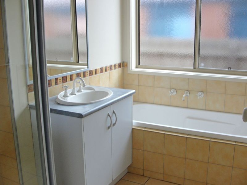 22 Jasa Crescent, Cranbourne VIC 3977