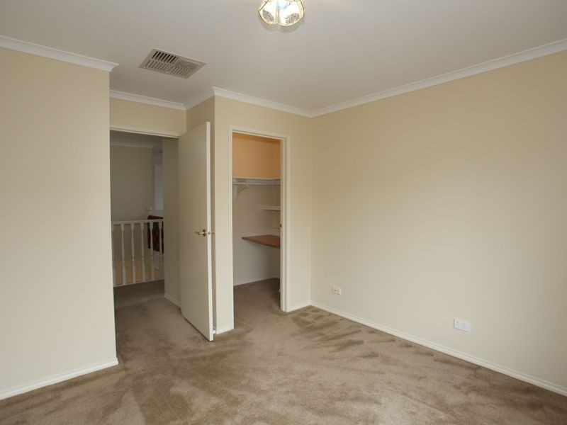 12 Lynch Court, Berwick VIC 3806