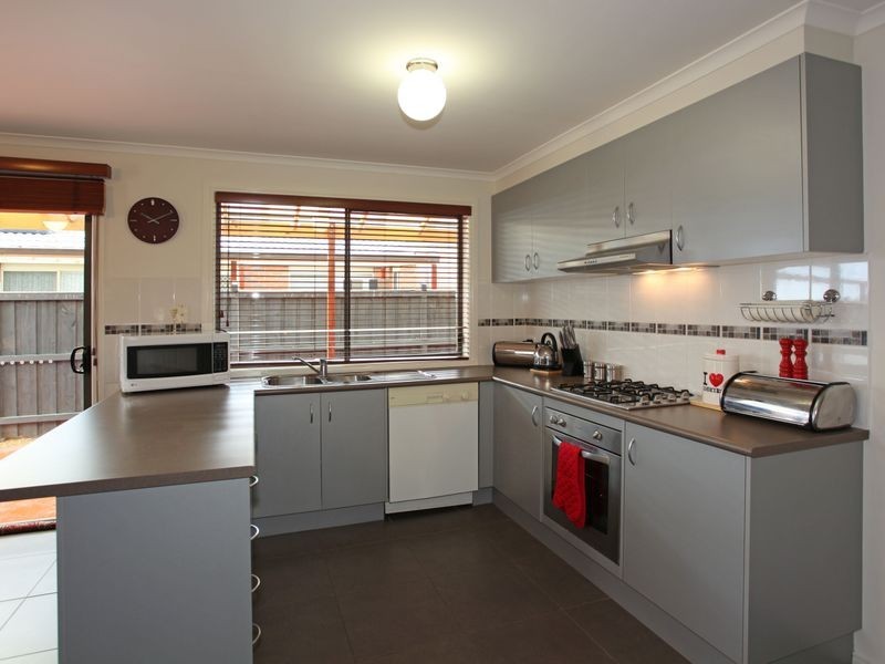 104 Ridgemont Drive, Berwick VIC 3806