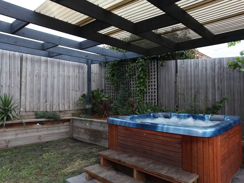 28 Olive Road, Lynbrook VIC 3975