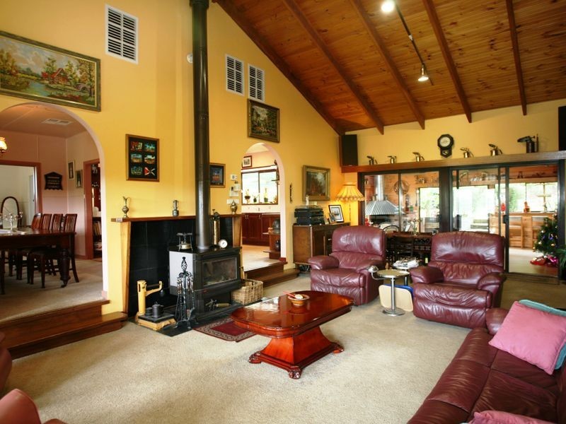 80 Hein Road, Beaconsfield Upper VIC 3808