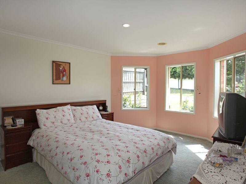 16 Serendip Court, Narre Warren VIC 3805