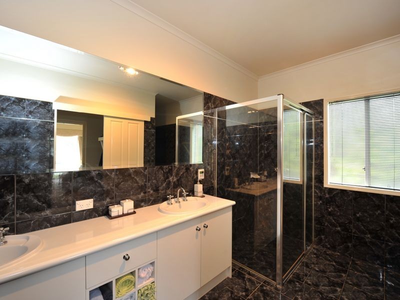 5 Rigby Court, Narre Warren South VIC 3805