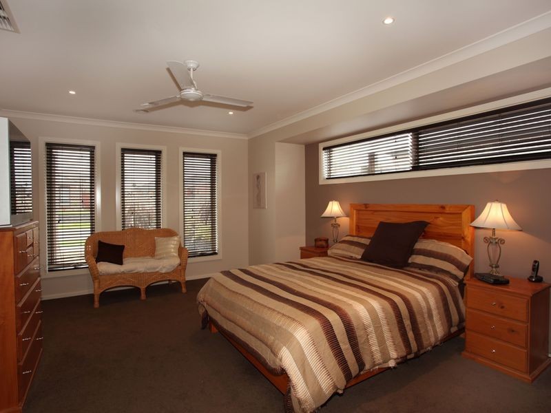 7 Limousin Court, Berwick VIC 3806