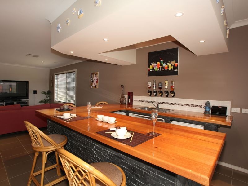 7 Limousin Court, Berwick VIC 3806