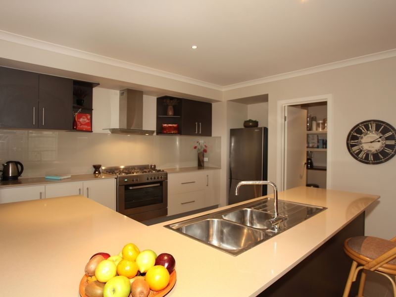 7 Limousin Court, Berwick VIC 3806