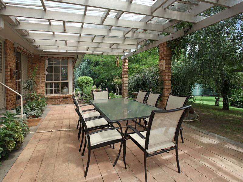 50-51 Malanie Close, Narre Warren North VIC 3804