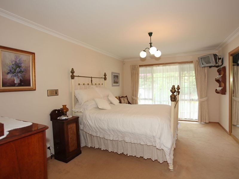 50-51 Malanie Close, Narre Warren North VIC 3804