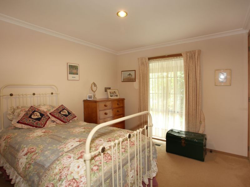 50-51 Malanie Close, Narre Warren North VIC 3804