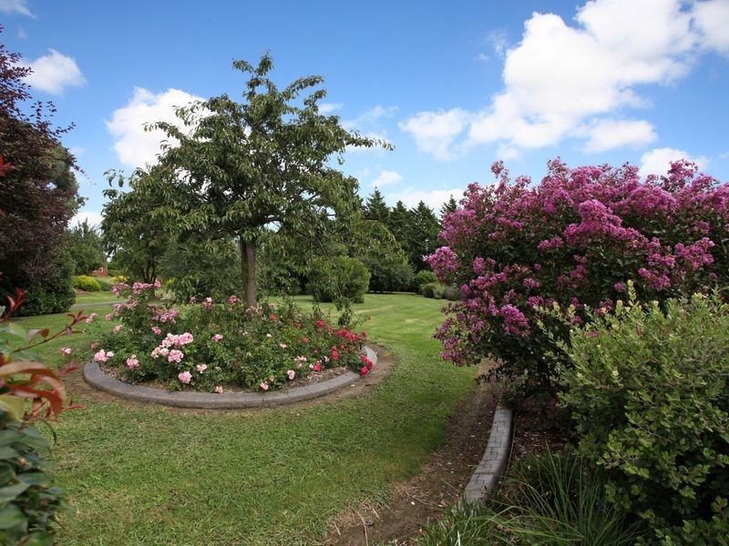 50-51 Malanie Close, Narre Warren North VIC 3804