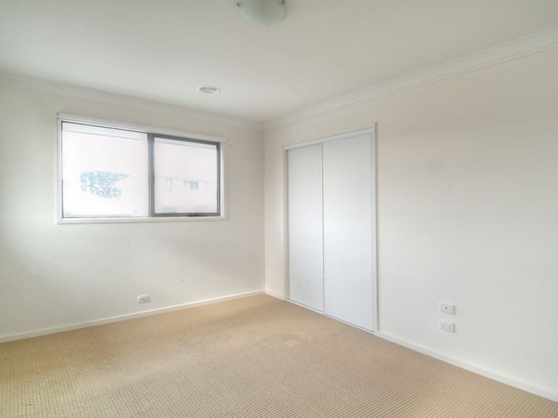 70 Meridian Circuit, Berwick VIC 3806