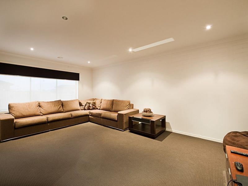 9 Bermerale Court, Berwick VIC 3806