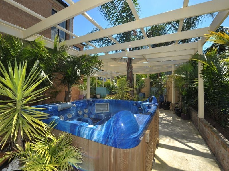 35 Janet Bowman Boulevard, Beaconsfield VIC 3807