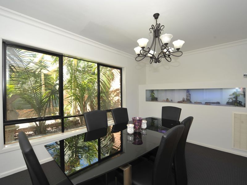 35 Janet Bowman Boulevard, Beaconsfield VIC 3807